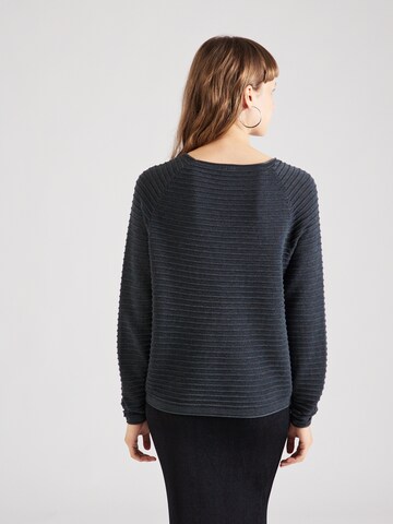 QS Sweater in Black