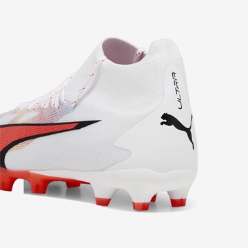 Chaussure de foot 'Ultra Pro' PUMA en blanc