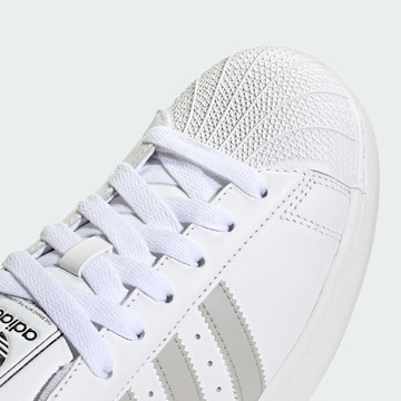 Sneaker bassa 'Superstar II' di ADIDAS ORIGINALS in bianco