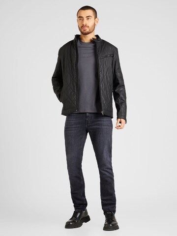 GUESS Between-Season Jacket in Black