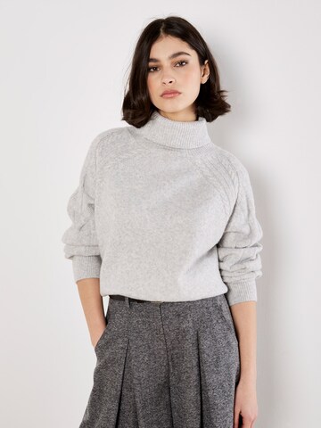 Apricot Pullover in Grau