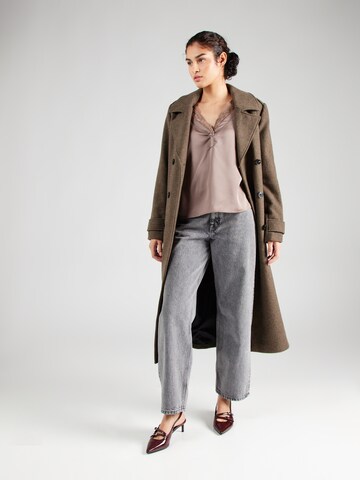 VILA Blouse in Grey