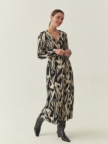 TATUUM - Vestido 'GOLTE 1' en negro