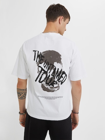 T-Shirt ' The untamed tour Yoricko 214 ' Young Poets en blanc