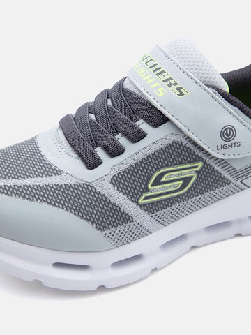 SKECHERS Σνίκερ σε γκρι