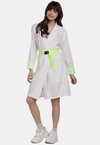 MYMO Between-Seasons Coat in White: front