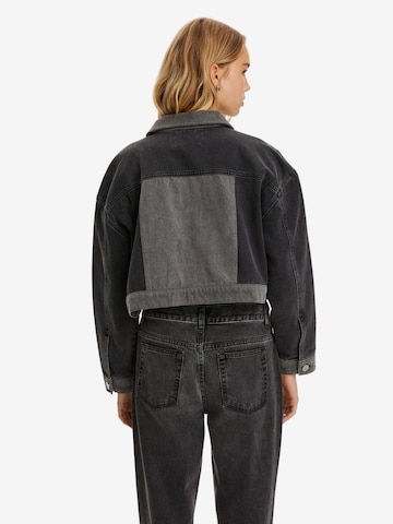 NOCTURNE Prehodna jakna | siva barva