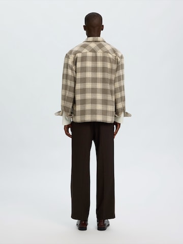 SELECTED Comfort Fit Риза 'SLMOLE PABLO' в бежово