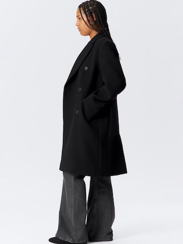 Manteau mi-saison 'Logan' WEEKDAY en noir
