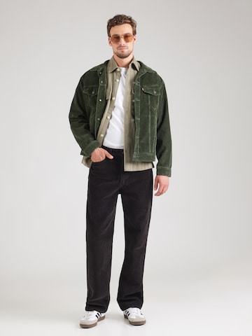 LEVI'S ® Демисезонная куртка 'Corduroy Relaxed Trucker Jacket' в Зеленый