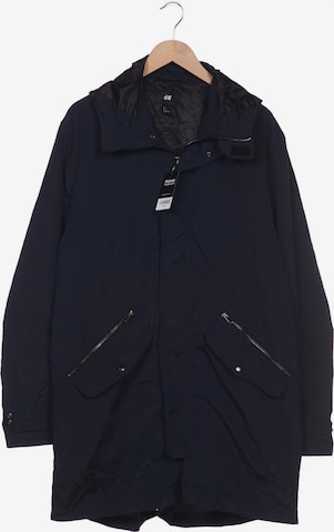 H&M Jacket & Coat in L in Blue: front
