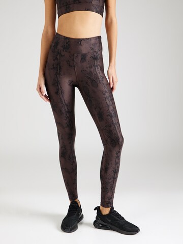 Skinny Pantalon de sport Röhnisch en marron : devant