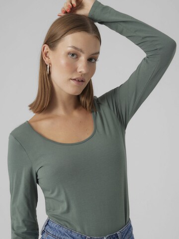 T-shirt 'MAXI' VERO MODA en marron