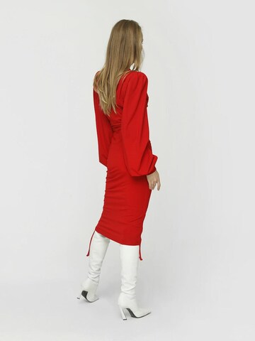 Madnezz House Kleid in Rot