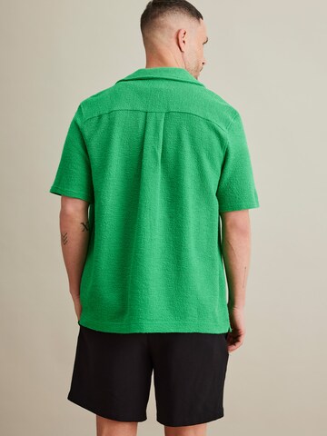 DAN FOX APPAREL - Regular Fit Camisa 'Heinrich' em verde