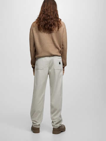 Pull&Bear Loosefit Kalhoty – šedá