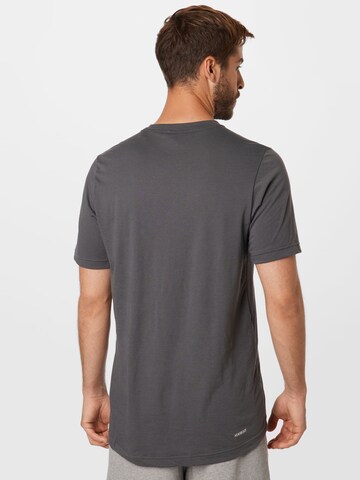 ADIDAS SPORTSWEAR Funkční tričko – šedá