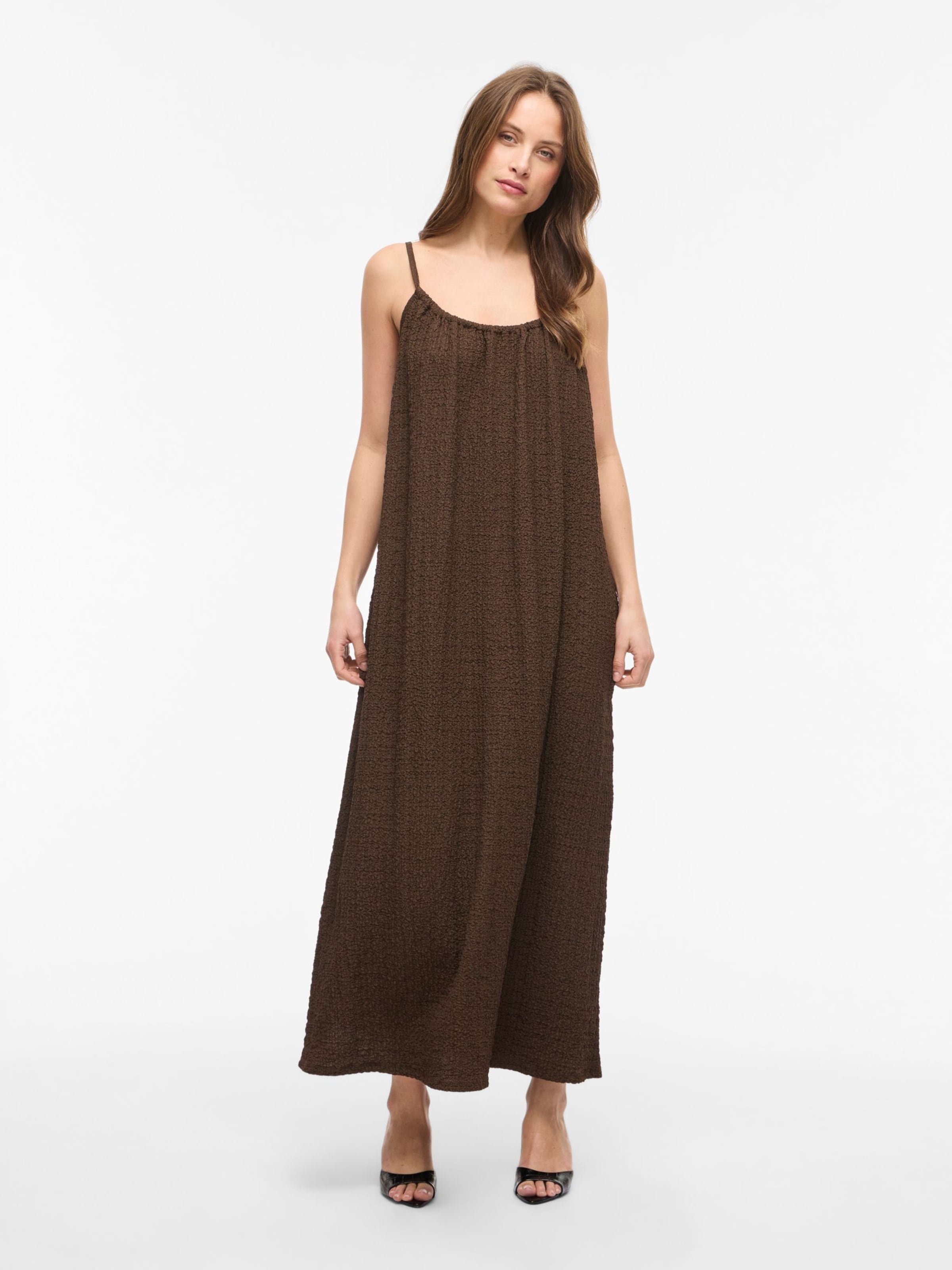 Robe VILA en marron