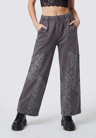myMo ROCKS - Loosefit Pantalón en gris: frente
