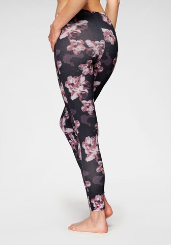 H.I.S Skinny Leggings in Black