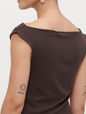 Vero Moda Petite Shirts i brun