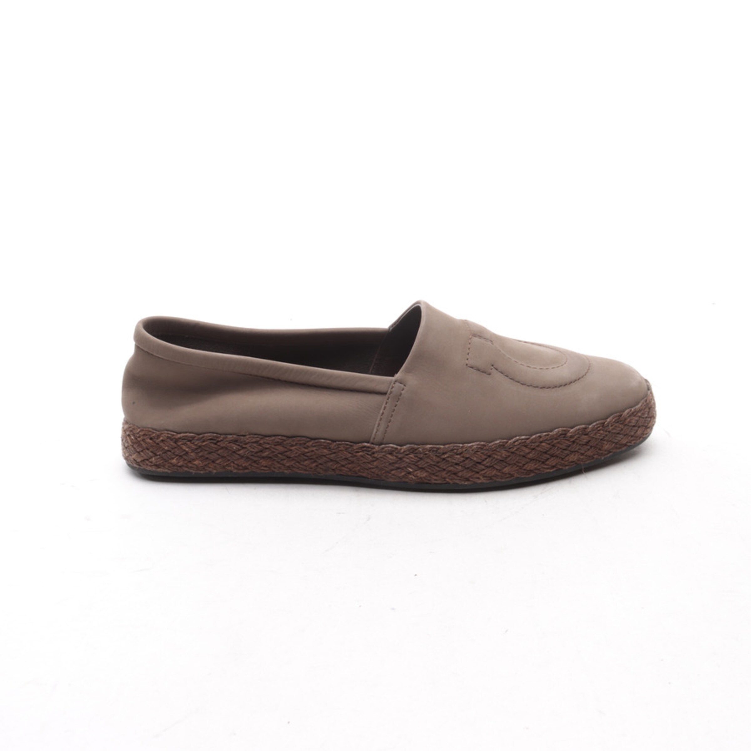 Salvatore Ferragamo Flats & Loafers in 38 in Brown: front