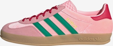 ADIDAS ORIGINALS Trampki niskie 'Gazelle' w kolorze różowy: przód