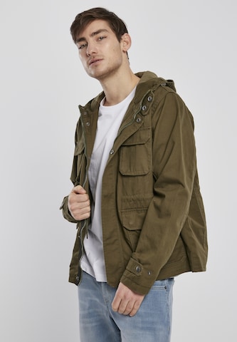 Urban Classics Jacke in Grün: Vorderseite