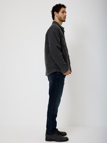 PADDOCKS Between-Season Jacket in Black