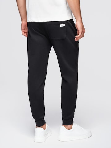 Ombre Tapered Broek in Zwart