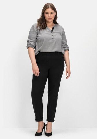 SHEEGO Slim fit Pants in Black