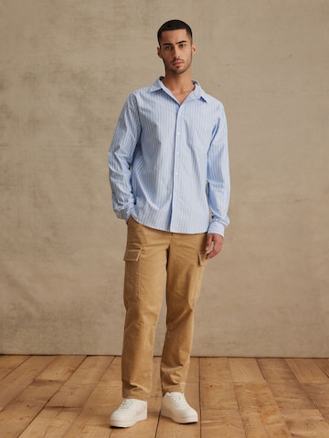DAN FOX APPAREL Regular fit Button Up Shirt 'Silas' in Blue
