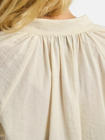 Liberte Essentiel - Camiseta ' FINE ' en blanco