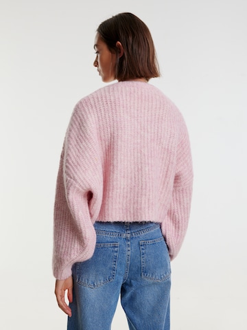 Cardigan 'Zanina' EDITED en rose