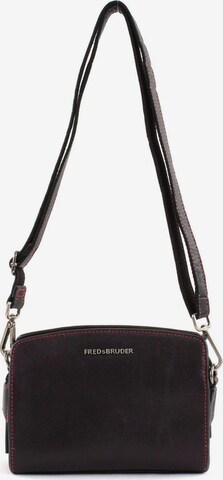 FREDsBRUDER Shoulder Bag in Purple: front