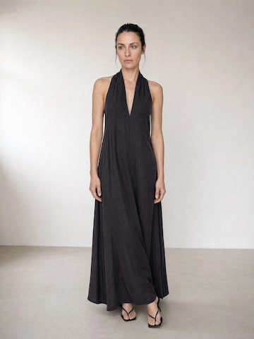 Robe 'The Christina Dress' ARMIE en noir : devant