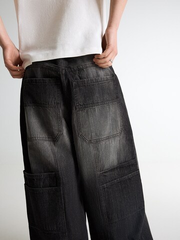 Bershka Baggy Jeans in Zwart