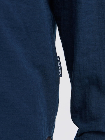 Coupe regular Chemise ' CFAaberg ' Casual Friday en bleu