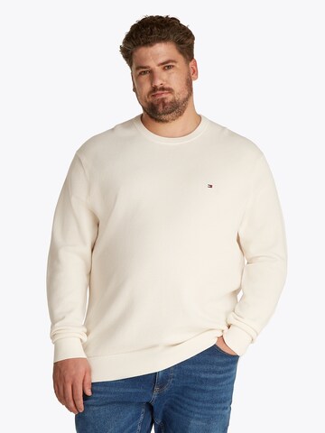 Pull-over 'ESSENTIAL' Tommy Hilfiger Big & Tall en beige : devant