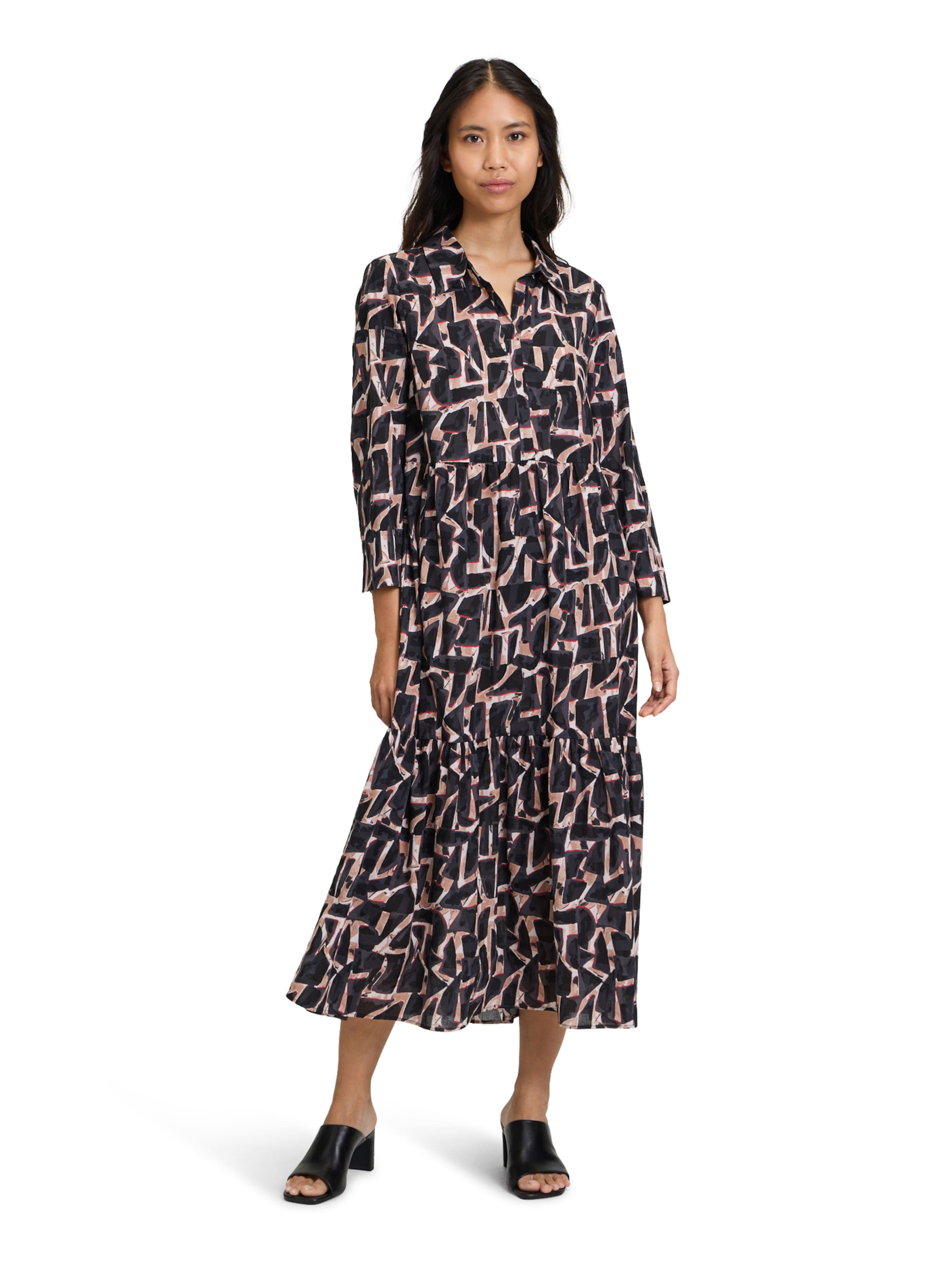 Betty & Co Dress in Brown: front