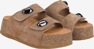 Desa Huisschoenen 'Keilrutschen' in Beige: voorkant