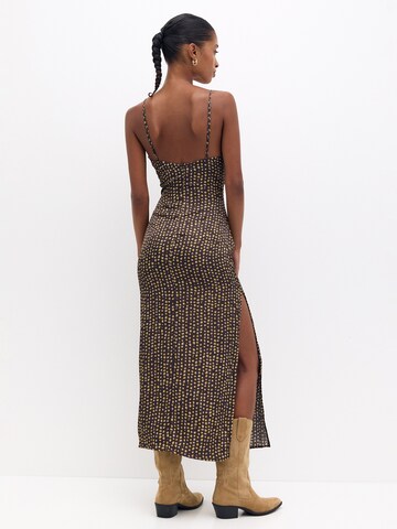 Pull&Bear Obleka | rumena barva