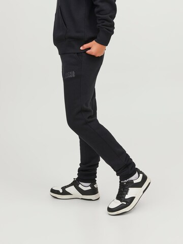 Effilé Pantalon 'Gordon' Jack & Jones Junior en noir