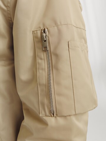 JACK & JONES - Chaqueta de entretiempo 'JJOcean' en marrón