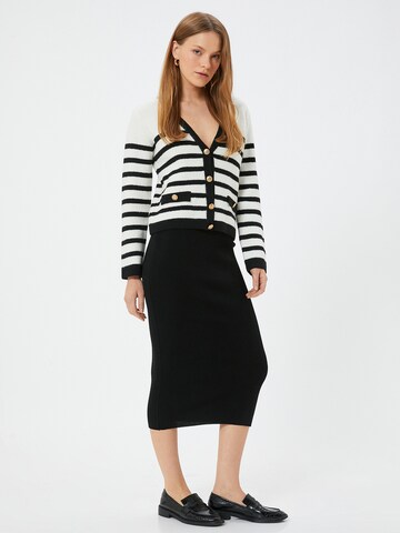 Koton Skirt 'Bleistiftrock' in Black