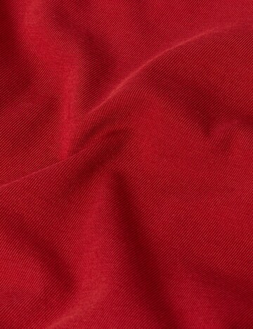 MAMMUT Performance Shirt in Red