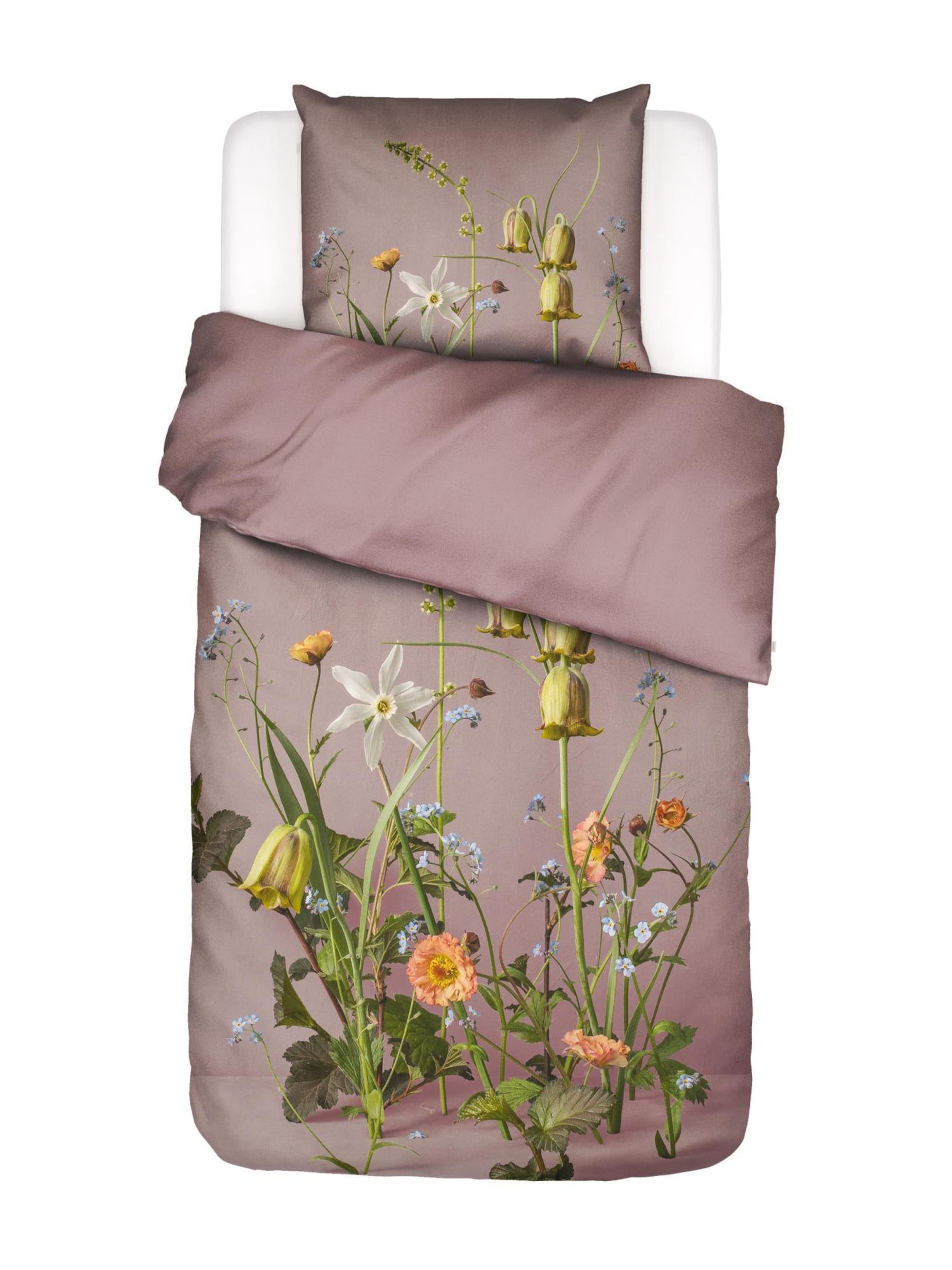 ESSENZA Duvet Cover 'Ficaria' in Pink: front