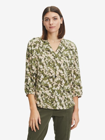 Betty & Co Blouse in Green: front