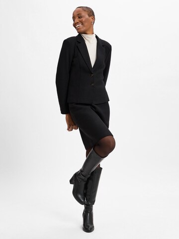 Marc Cain Blazer in Black