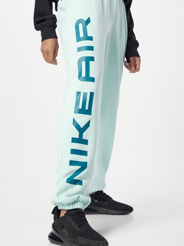 Nike Sportswear Дънки Tapered Leg Панталон в зелено